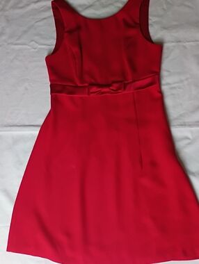 Dave & Johnny Red Sleeveless Mini Dress with Waist Bow Size 7-8.